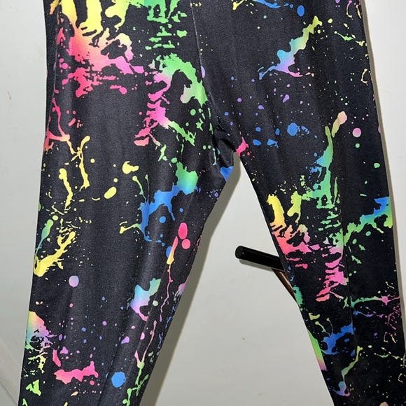 Neon Paint Splatter Butt Lifting Leggings - Picture 2 of 6